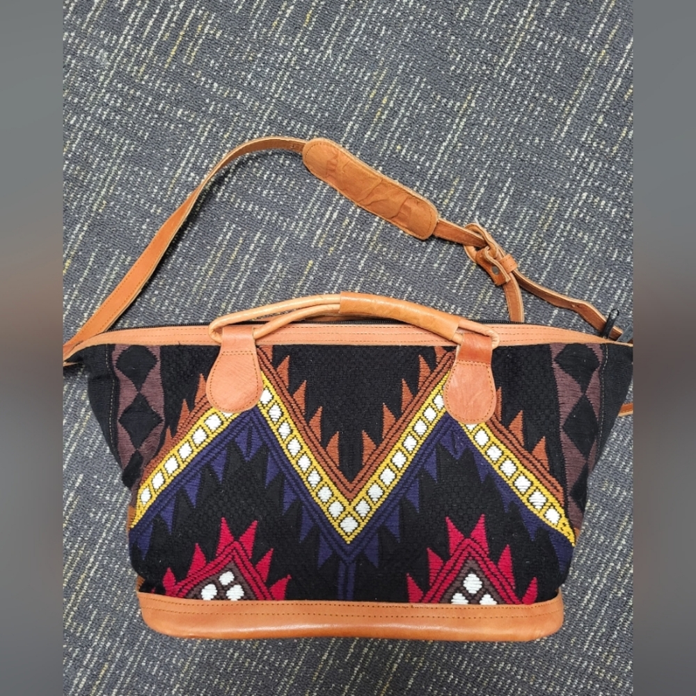 NWOT Mexican Textile Woven Pattern Large Leather Boho Travel Bag Tote